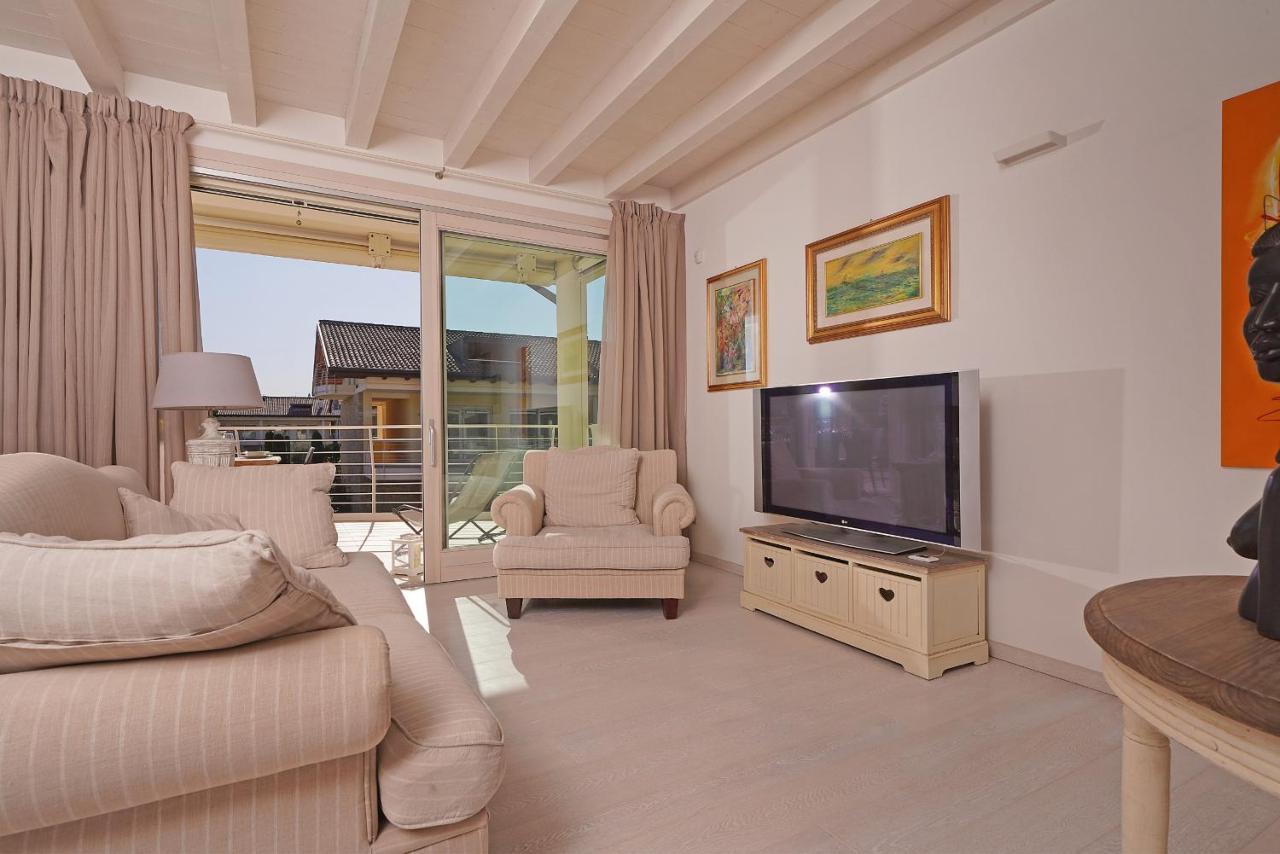 Resort Caesar C4 Sirmione - Gardagate Eksteriør bilde