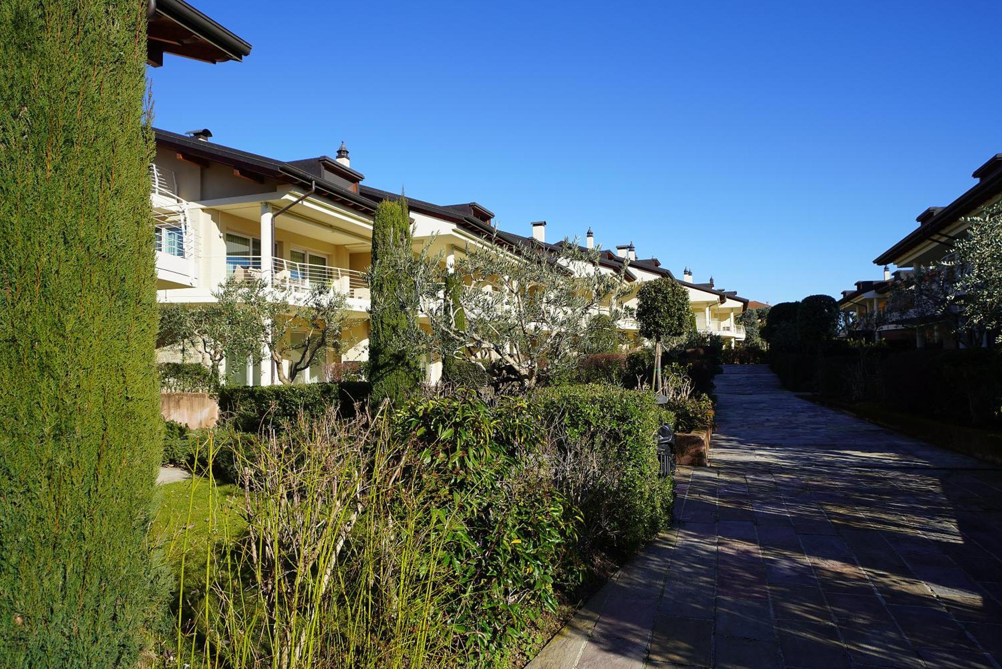 Resort Caesar C4 Sirmione - Gardagate Eksteriør bilde