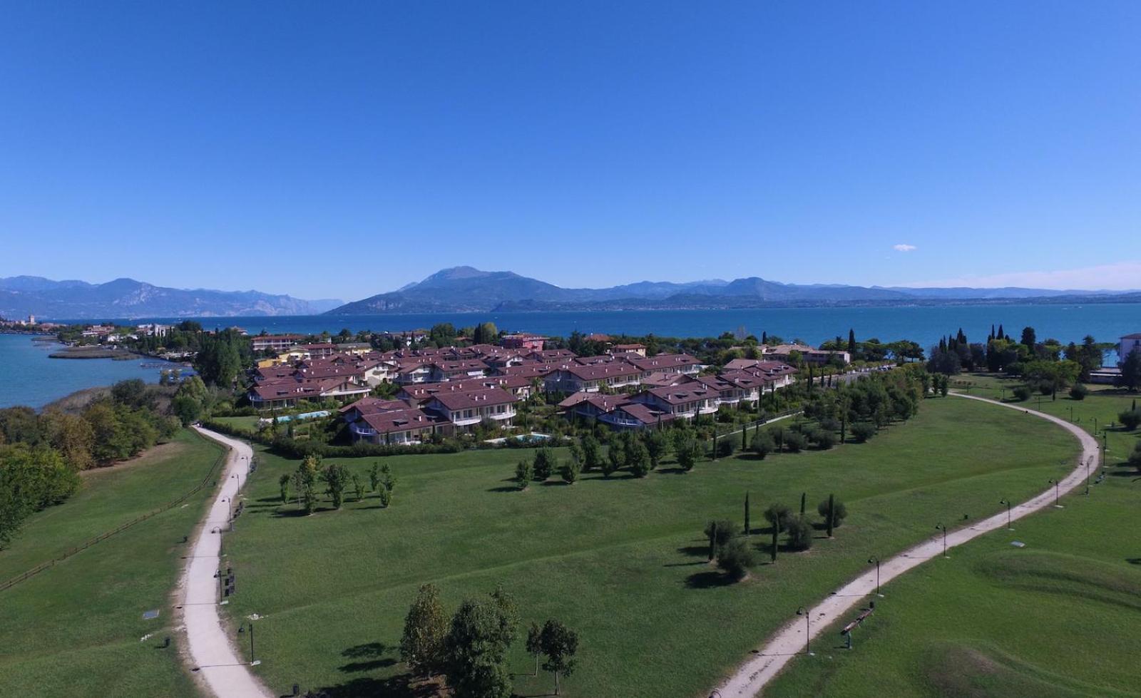 Resort Caesar C4 Sirmione - Gardagate Eksteriør bilde